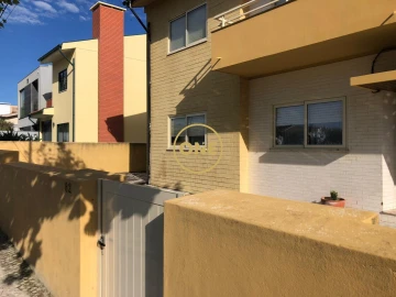 Apartamento T3 para Venda em Arcozelo