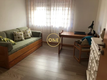 Apartamento T3 para Venda em Arcozelo