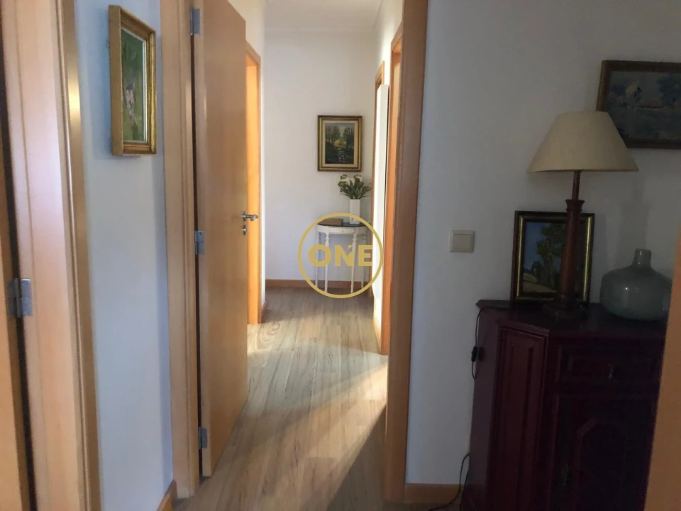Apartamento T3 para Venda em Arcozelo Foto 17