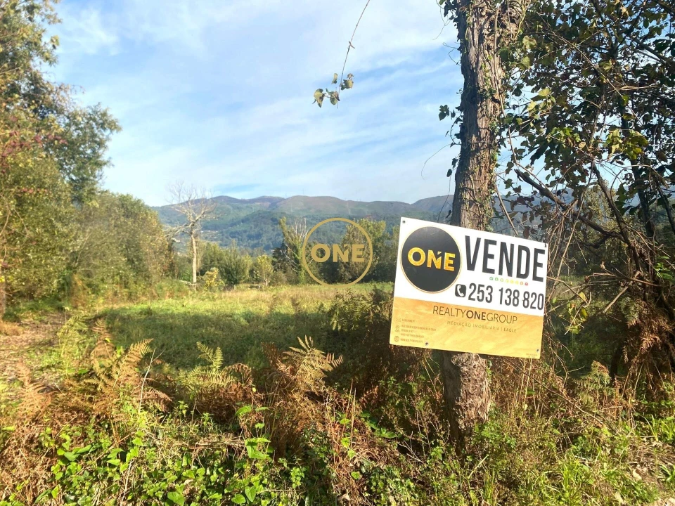 Terreno para Venda em Souto Foto 5