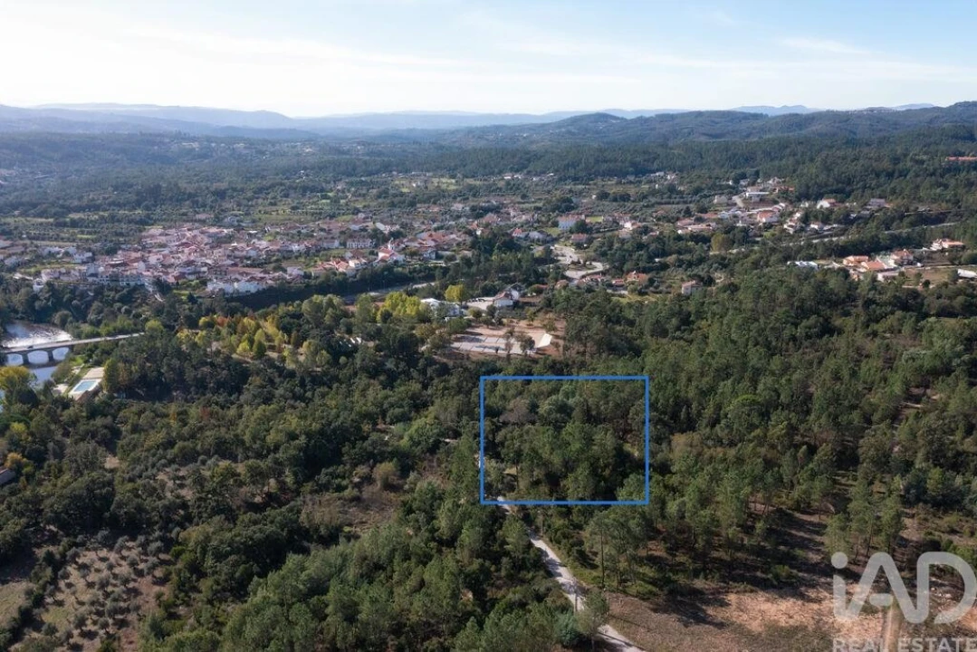 Terreno para Venda em Sarzedo Foto 6