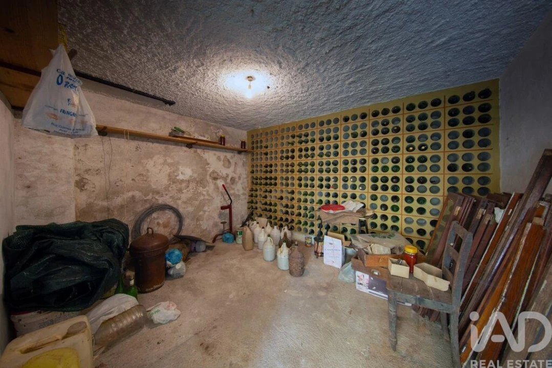 Moradia T5 para Venda em Folques Foto 26