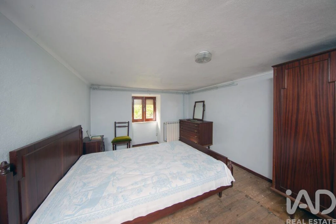 Moradia T5 para Venda em Folques Foto 23