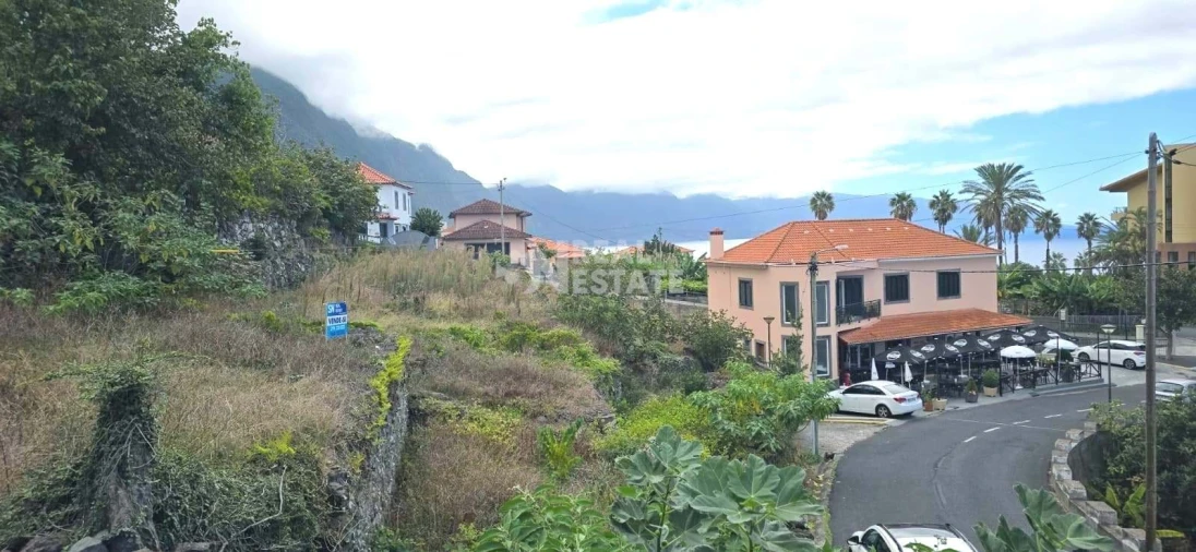 Terreno para Venda em Ponta Delgada Foto 2