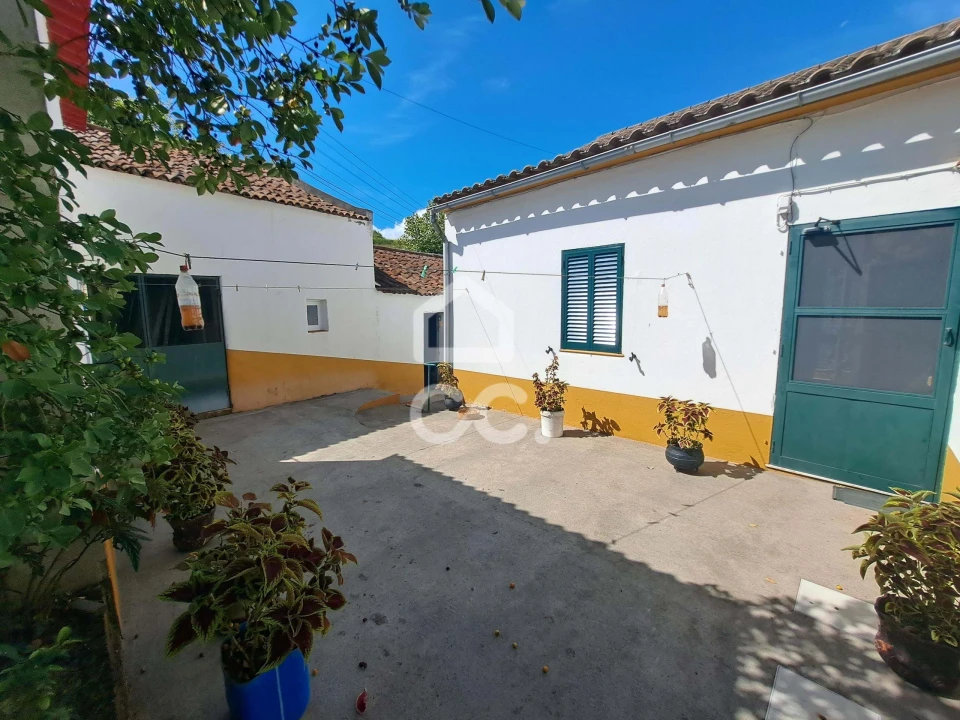 Moradia T5 para Venda em Lomba da Maia Foto 29