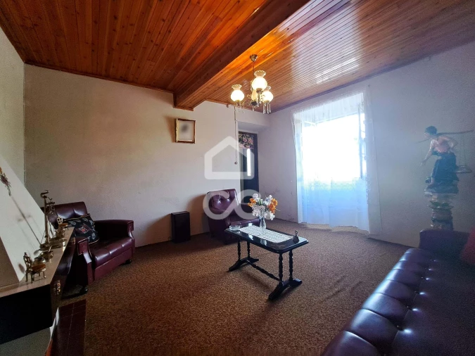 Moradia T5 para Venda em Lomba da Maia Foto 9