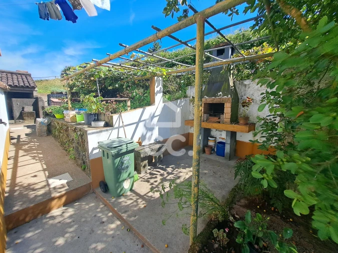 Moradia T5 para Venda em Lomba da Maia Foto 28