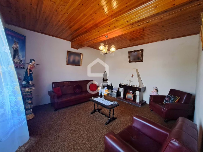 Moradia T5 para Venda em Lomba da Maia Foto 8