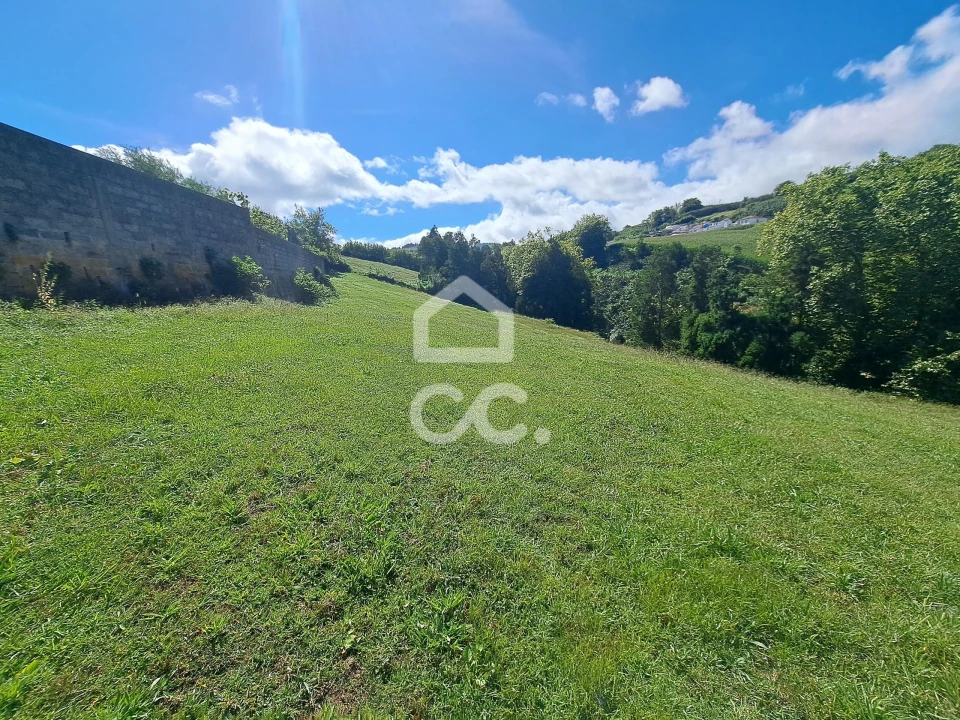 Moradia T5 para Venda em Lomba da Maia Foto 34