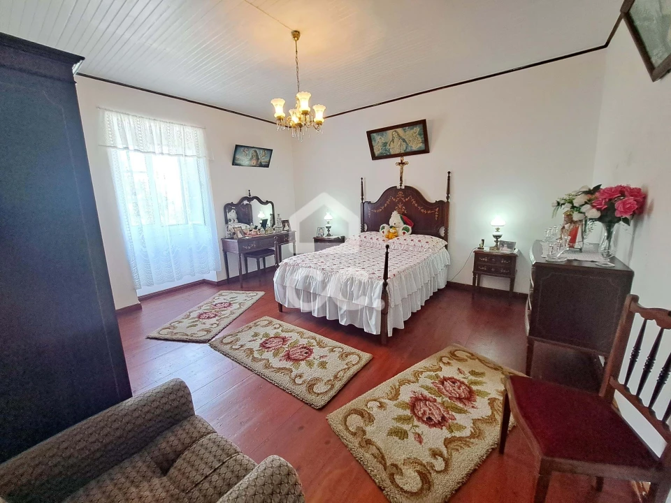 Moradia T5 para Venda em Lomba da Maia Foto 10