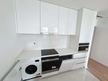 Apartamento T1 para Arrendamento em Cedofeita, Santo Ildefonso, Sé, Miragaia, São Nicolau e Vitória