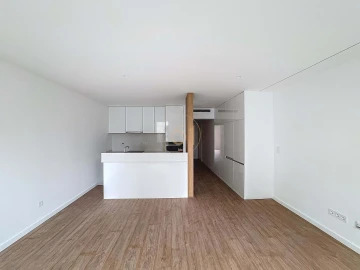 Apartamento T1 para Arrendamento em Cedofeita, Santo Ildefonso, Sé, Miragaia, São Nicolau e Vitória