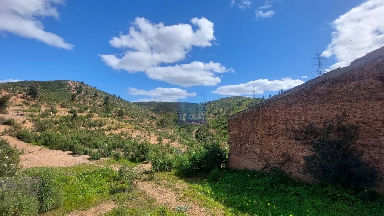 Quinta T2 para Venda em São Silvestre Foto 2