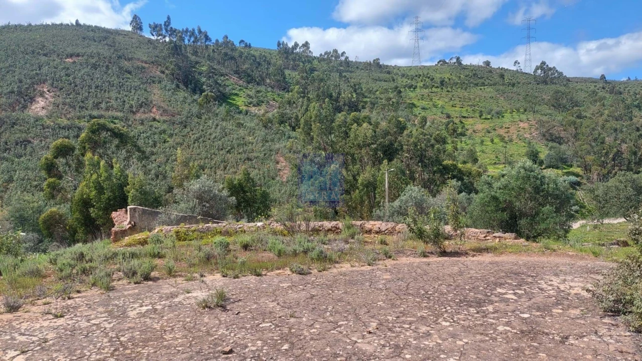 Quinta T2 para Venda em São Silvestre Foto 47