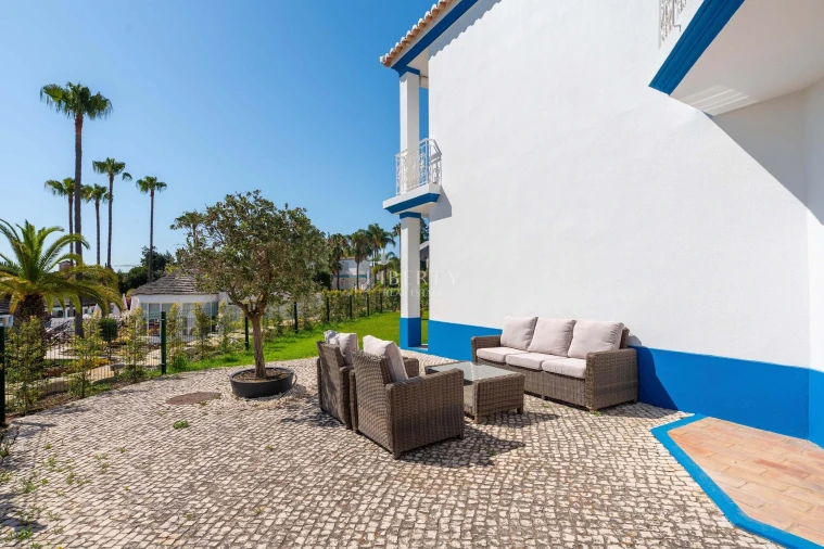 Apartamento T2 para Venda em Almancil Foto 13