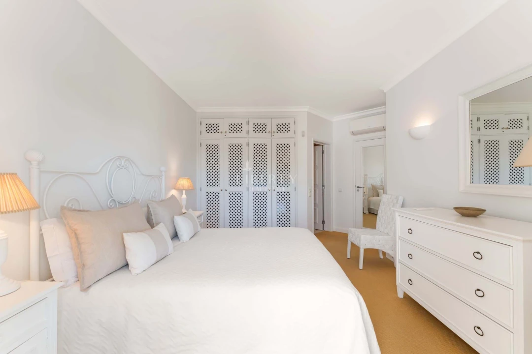 Apartamento T2 para Venda em Almancil Foto 16