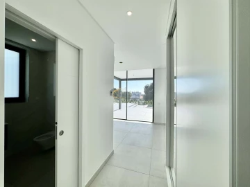 Moradia T4 para Venda em Albufeira e Olhos de Água
