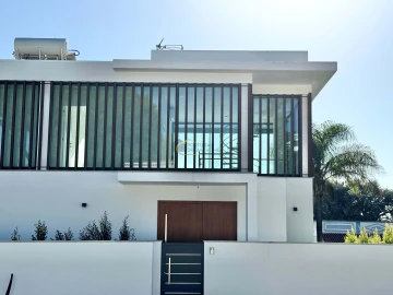 Moradia T4 para Venda em Albufeira e Olhos de Água