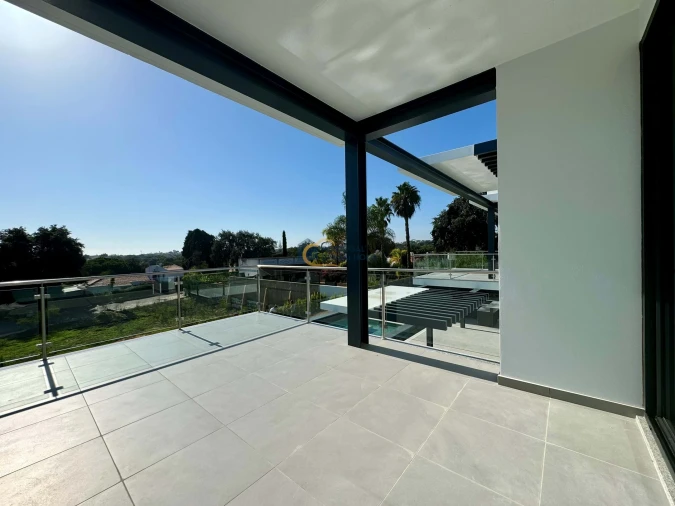 Moradia T4 para Venda em Albufeira e Olhos de Água Foto 49
