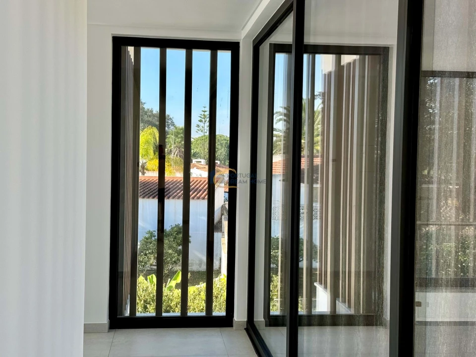 Moradia T4 para Venda em Albufeira e Olhos de Água Foto 24