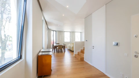 Apartamento T3 para Arrendamento em Aldoar, Foz do Douro e Nevogilde