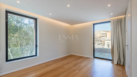 Apartamento T3 para Arrendamento em Aldoar, Foz do Douro e Nevogilde