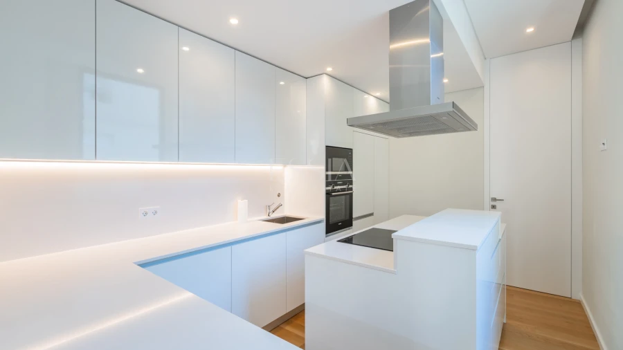 Apartamento T3 para Arrendamento em Aldoar, Foz do Douro e Nevogilde Foto 12