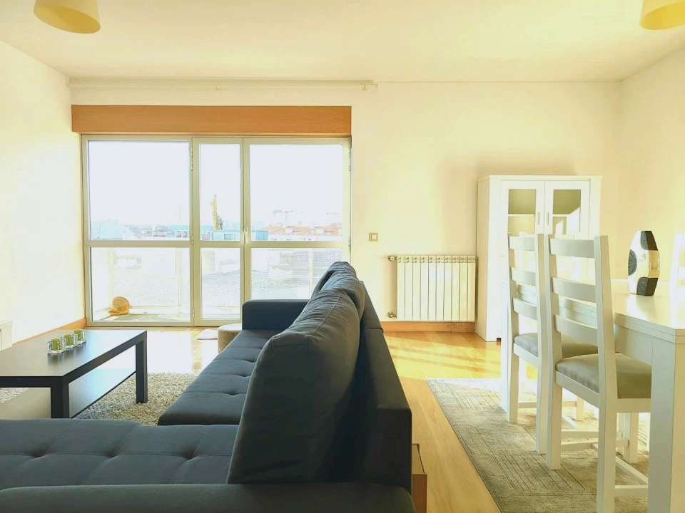 Apartamento T3 para Arrendamento em Glória e Vera Cruz Foto 6