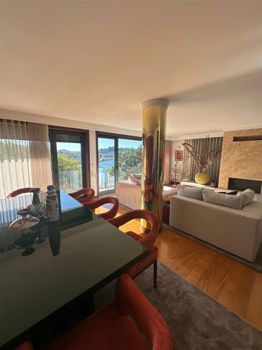 Apartamento T3 para Arrendamento em Gondomar (São Cosme), Valbom e Jovim Foto 3