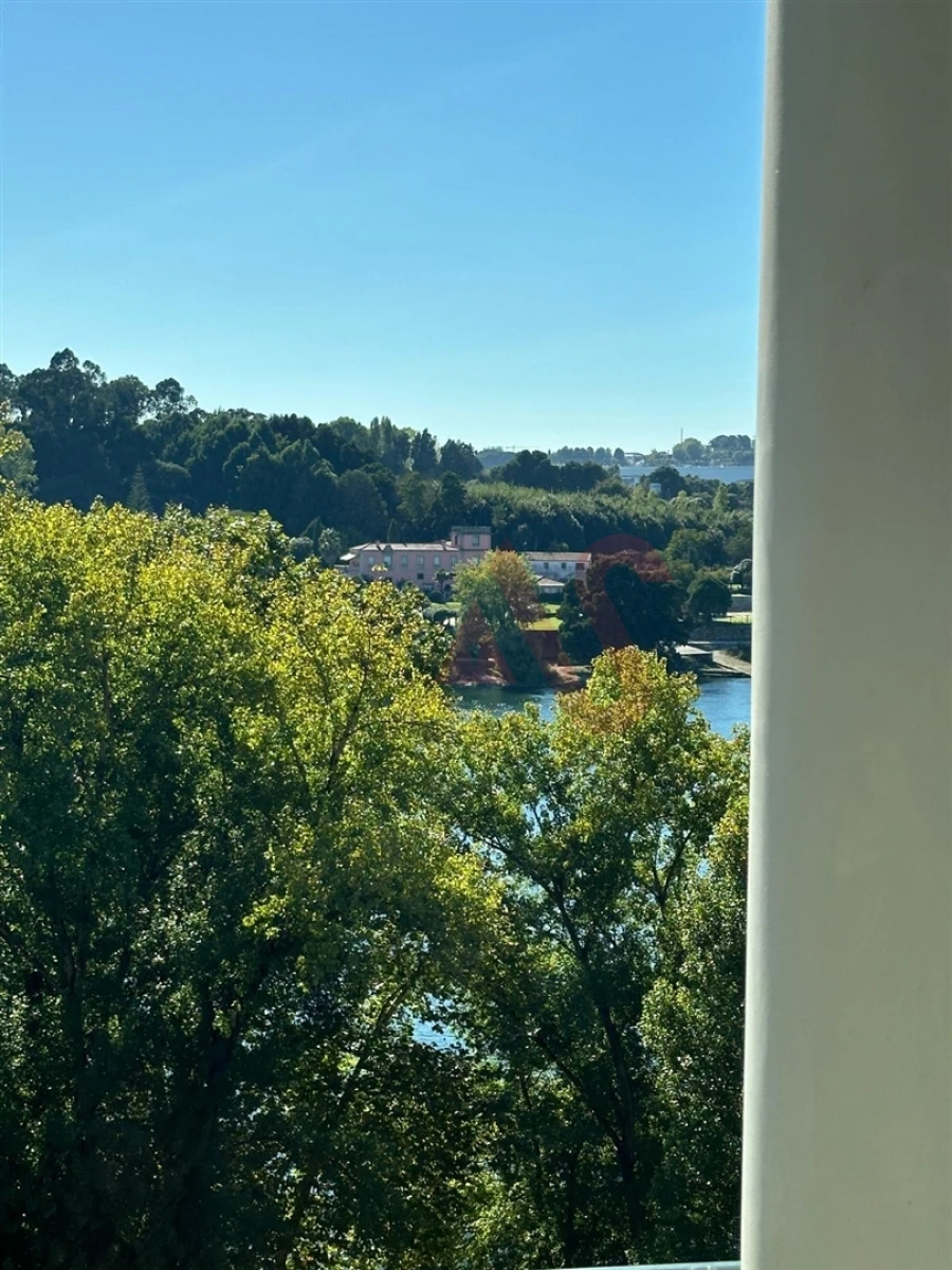 Apartamento T3 para Arrendamento em Gondomar (São Cosme), Valbom e Jovim Foto 20