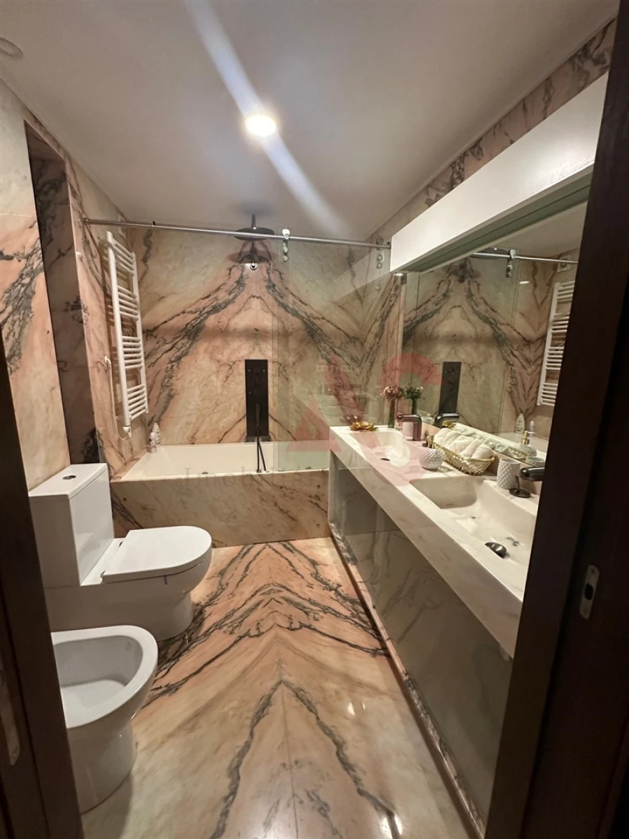 Apartamento T3 para Arrendamento em Gondomar (São Cosme), Valbom e Jovim Foto 5