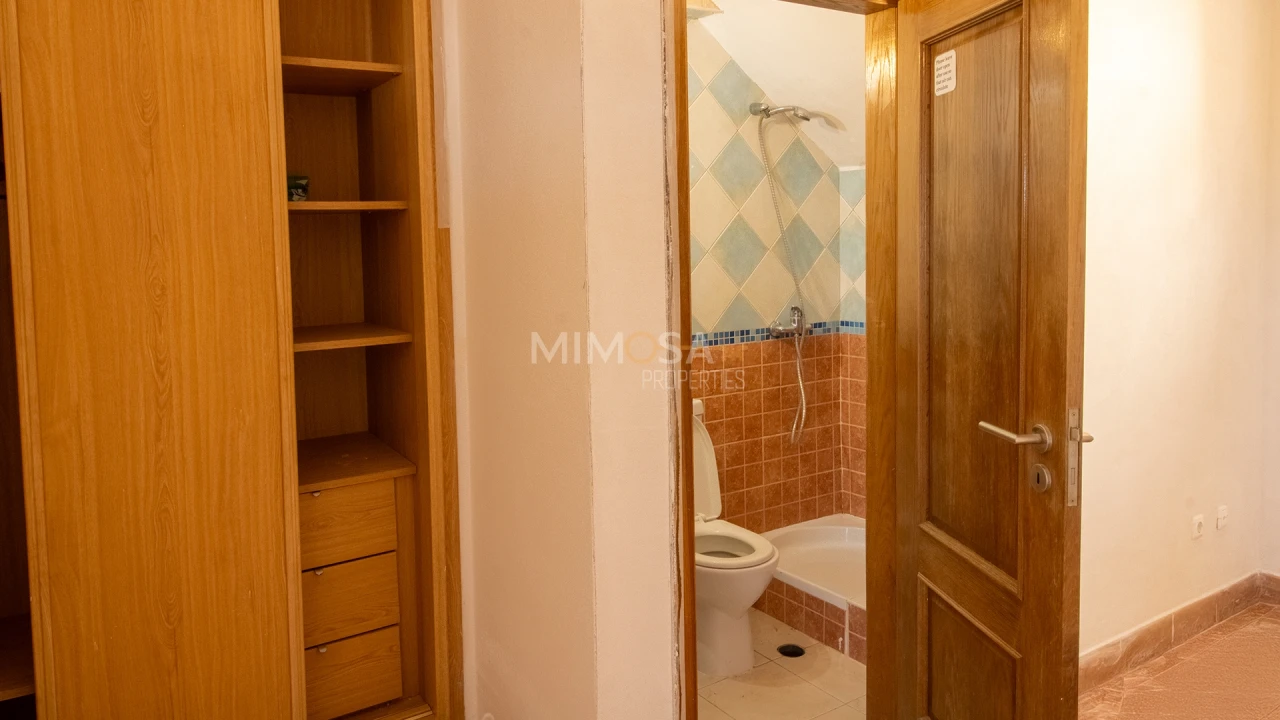 Moradia T5 para Arrendamento em Luz Foto 46