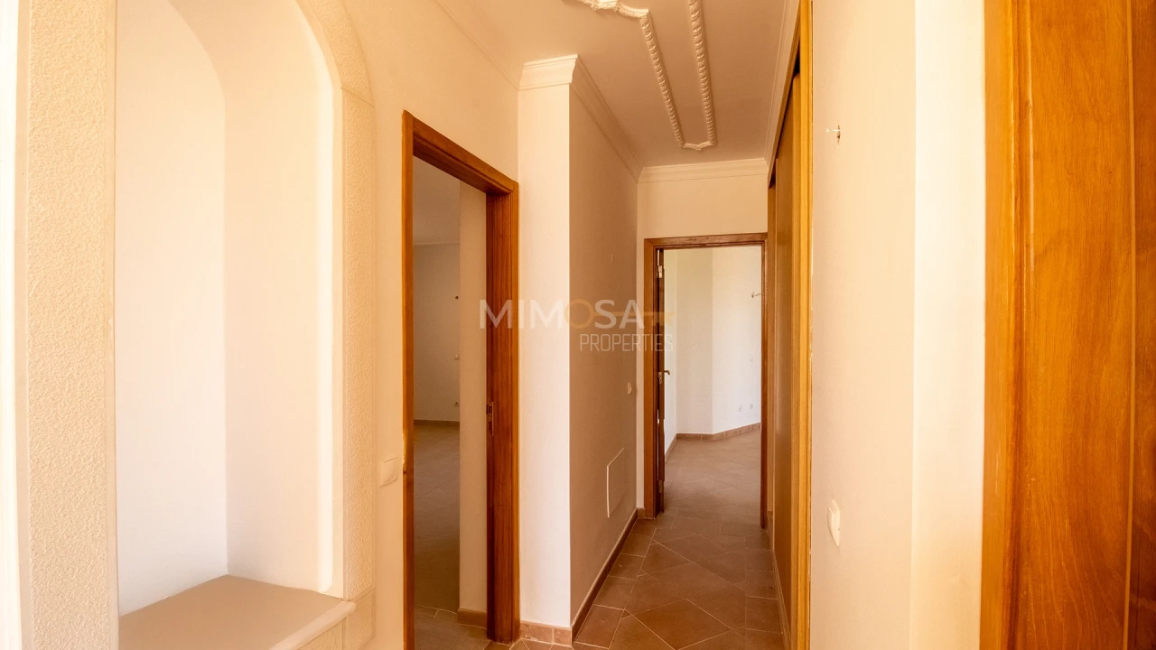 Moradia T5 para Arrendamento em Luz Foto 30