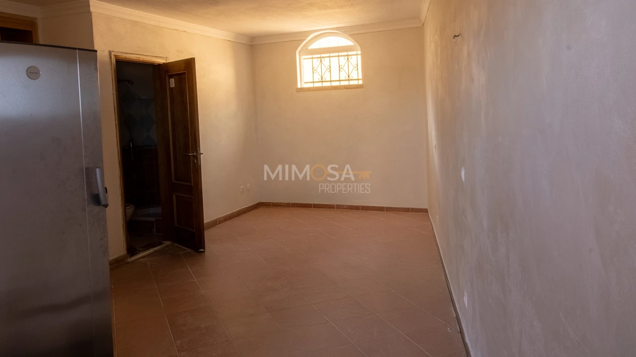 Moradia T5 para Arrendamento em Luz Foto 45