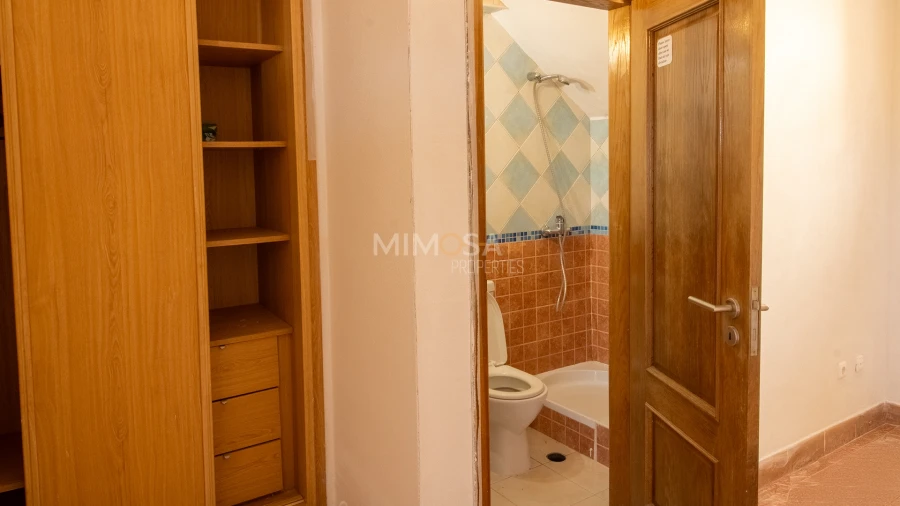 Moradia T5 para Arrendamento em Luz Foto 46