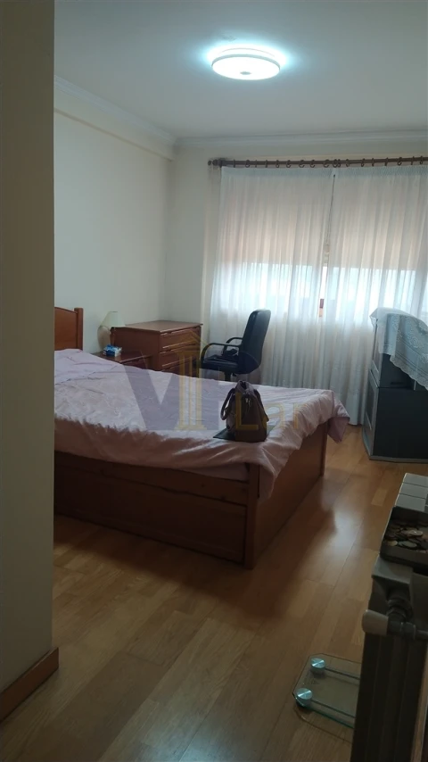 Apartamento T3 para Arrendamento em Paranhos