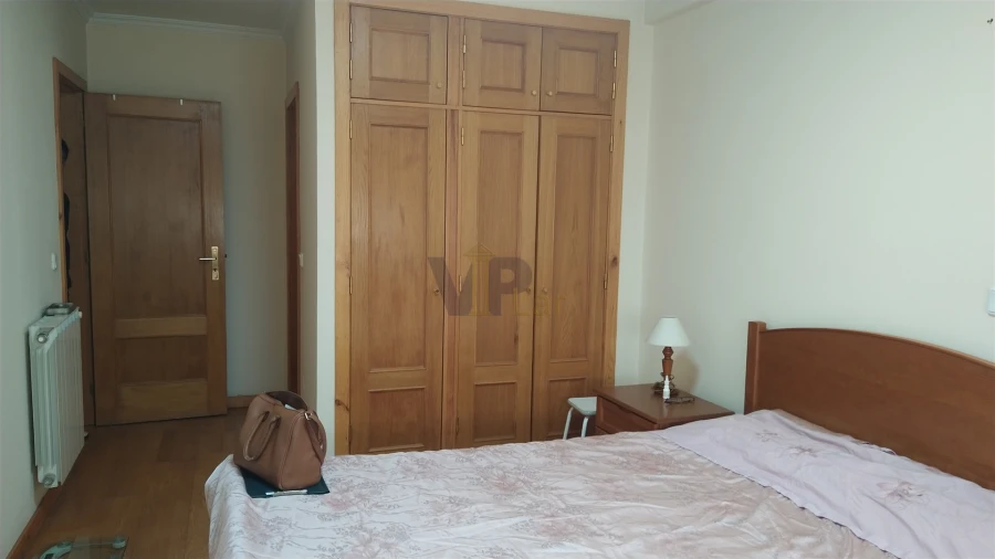 Apartamento T3 para Arrendamento em Paranhos Foto 19