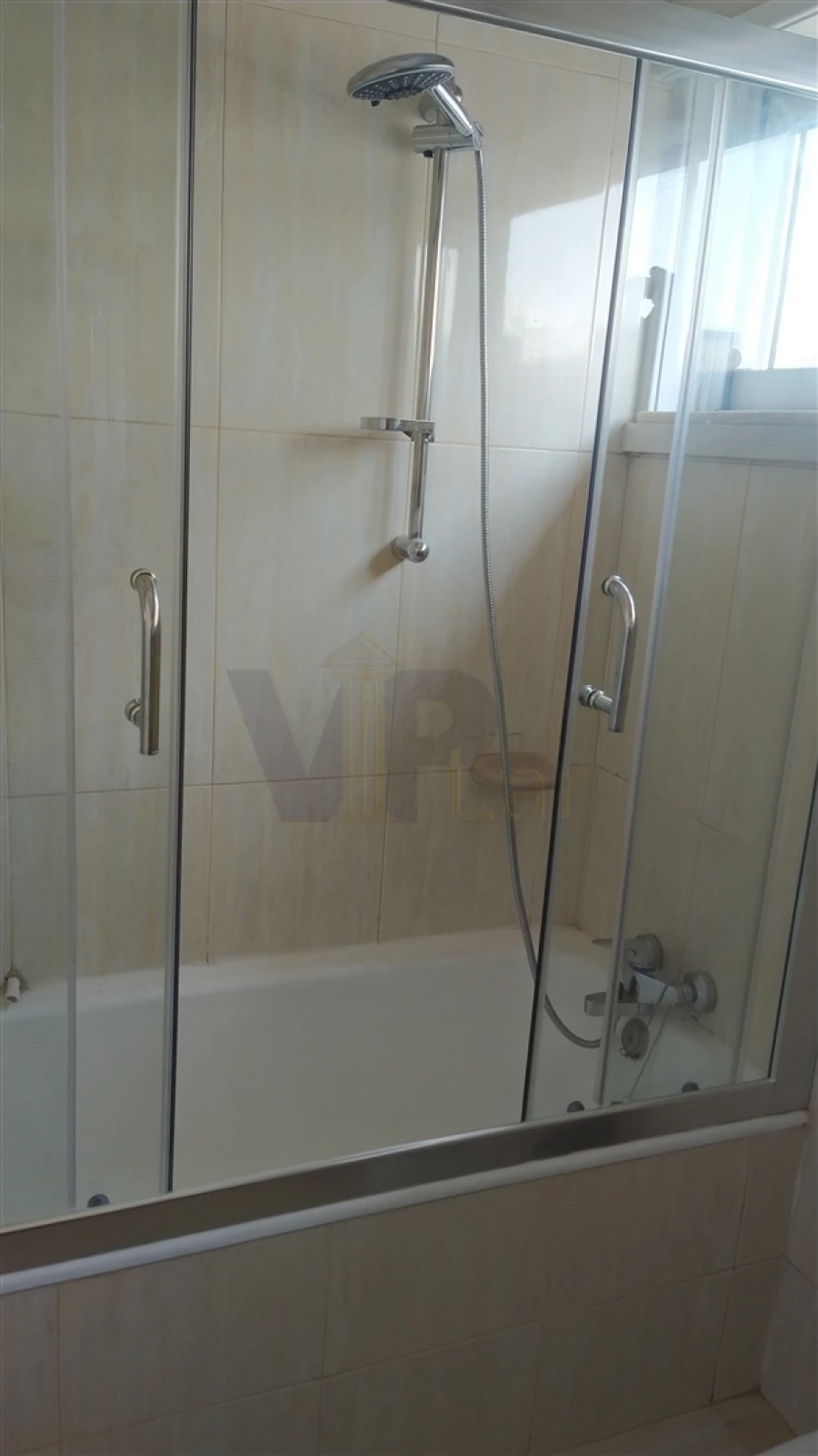 Quarto para Arrendamento em Paranhos Foto 12