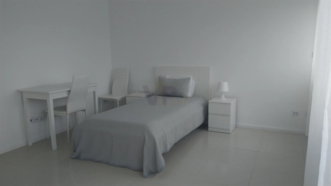 Quarto para Arrendamento em Paranhos Foto 3