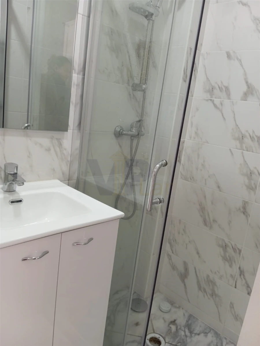 Quarto para Arrendamento em Paranhos Foto 13