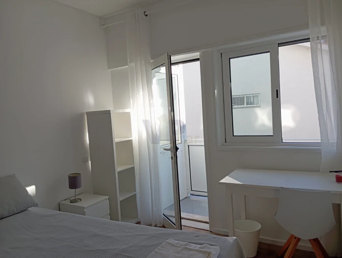 Quarto para Arrendamento em Paranhos Foto 3