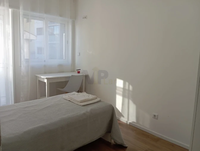 Quarto para Arrendamento em Paranhos Foto 4