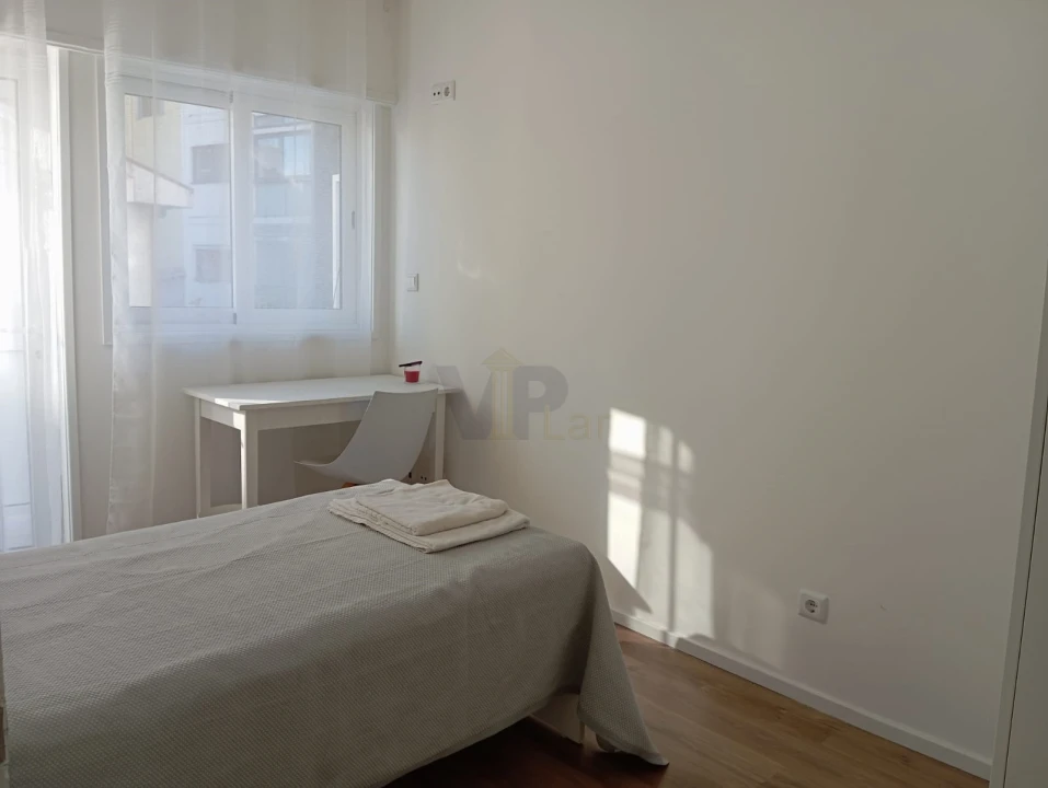 Quarto para Arrendamento em Paranhos Foto 4