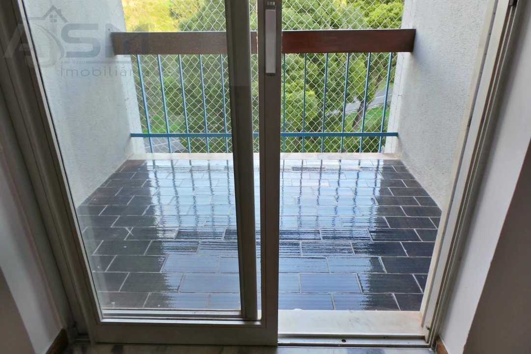 Apartamento T2 para Arrendamento em Carnaxide e Queijas Foto 21