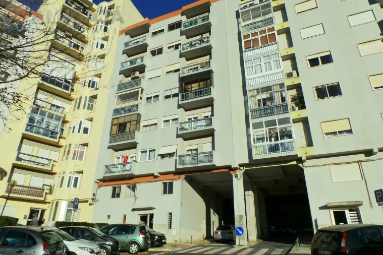 Apartamento T2 para Arrendamento em Carnaxide e Queijas Foto 34