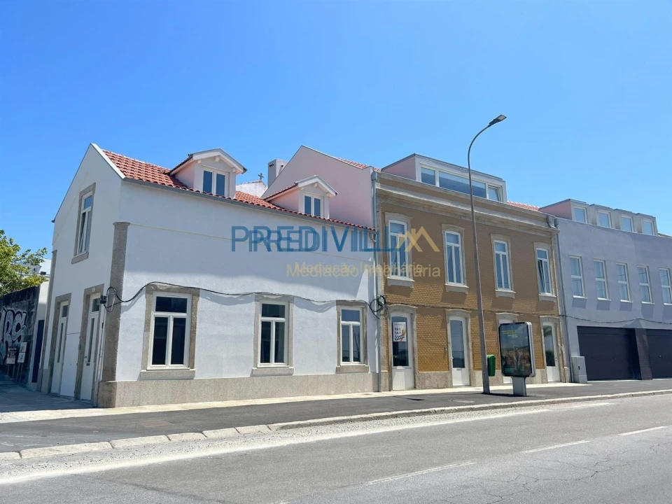 Apartamento T1 para Arrendamento em Azurara Foto 1