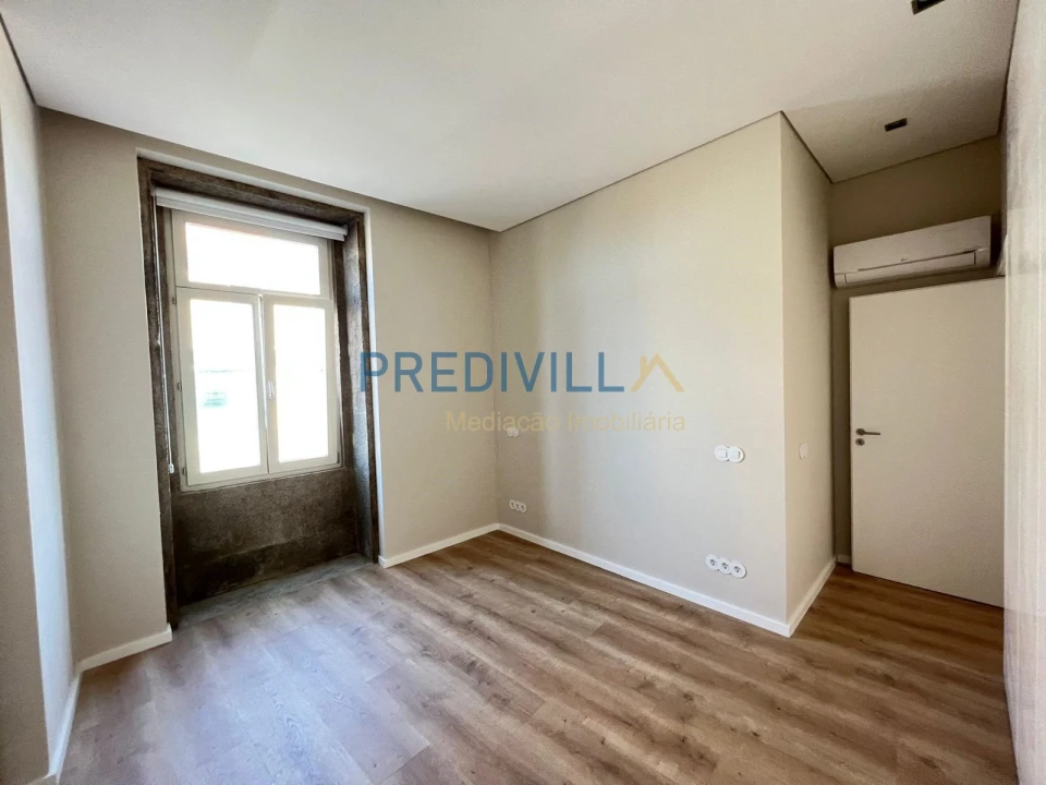 Apartamento T1 para Arrendamento em Azurara Foto 9