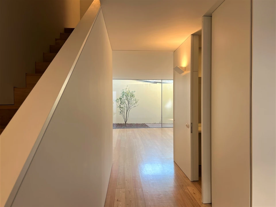 Moradia T3 para Arrendamento em Aldoar, Foz do Douro e Nevogilde Foto 12