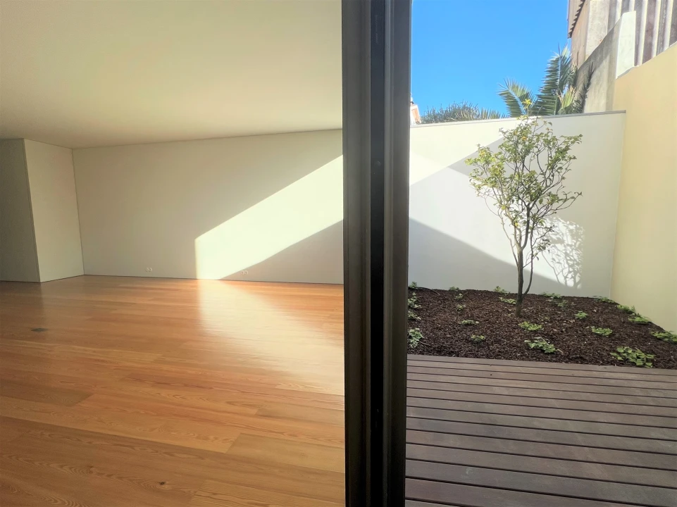Moradia T3 para Arrendamento em Aldoar, Foz do Douro e Nevogilde Foto 13