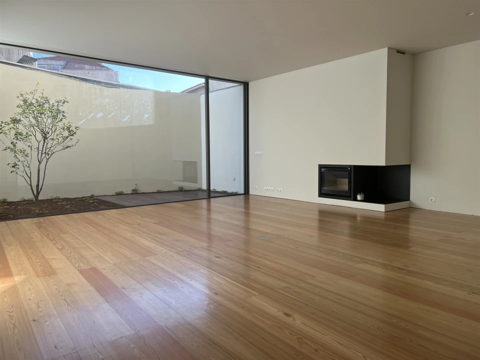 Moradia T3 para Arrendamento em Aldoar, Foz do Douro e Nevogilde Foto 17